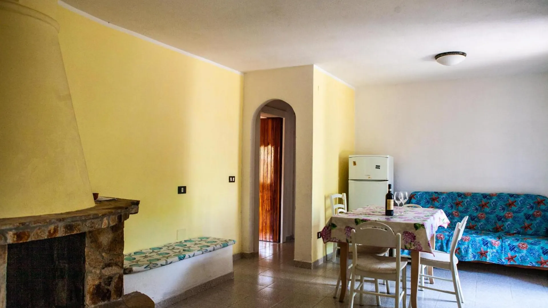 شقة Casa Vacanze A 200 Mt Spiaggia Con 5 Camere 2 Bagni E 10 Posti Letto بورتو أوتيولو