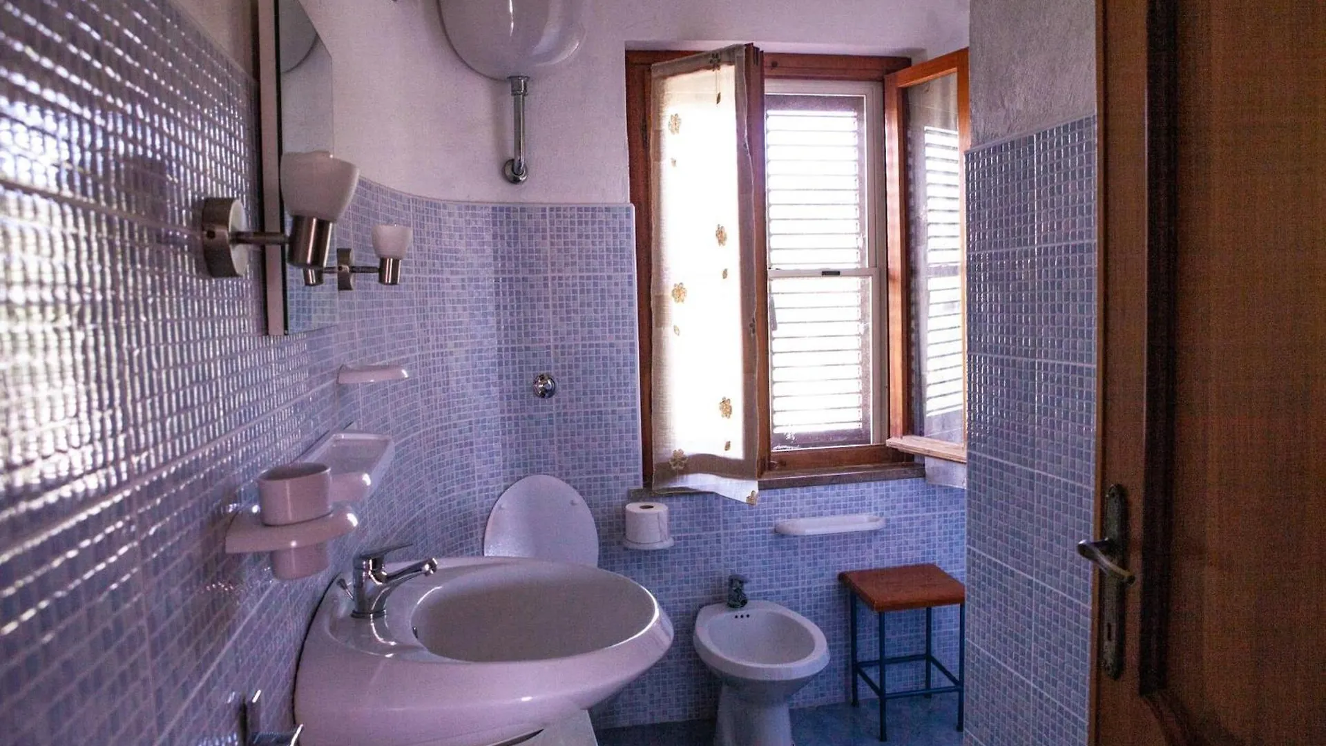 شقة Casa Vacanze A 200 Mt Spiaggia Con 5 Camere 2 Bagni E 10 Posti Letto بورتو أوتيولو