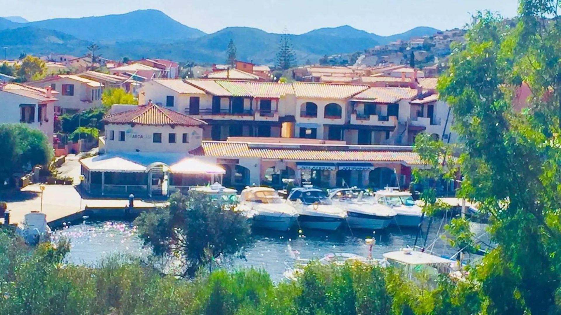 Casa Vacanze A 200 Mt Spiaggia Con 5 Camere 2 Bagni E 10 Posti Letto بورتو أوتيولو إيطاليا