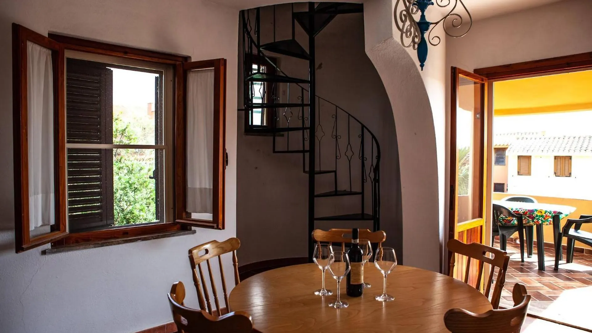 Casa Vacanze A 200 Mt Spiaggia Con 5 Camere 2 Bagni E 10 Posti Letto بورتو أوتيولو شقة