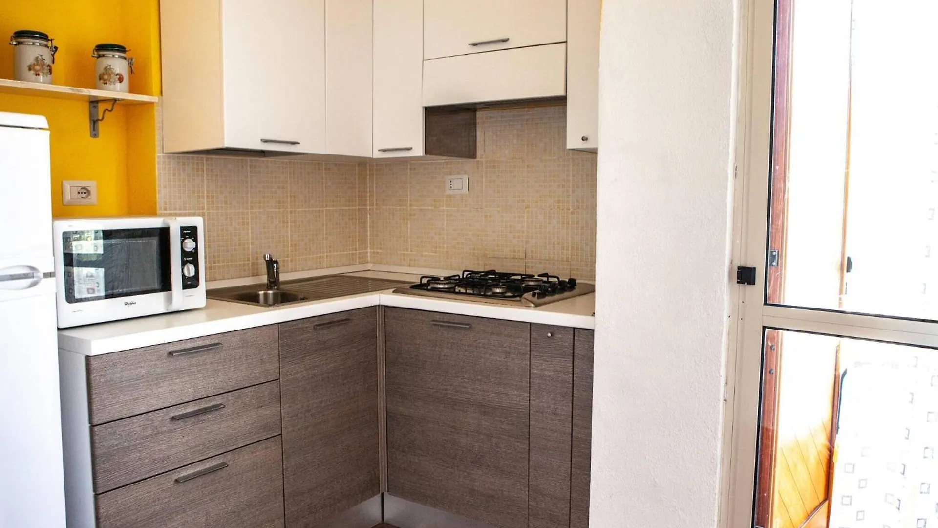 شقة Casa Vacanze A 200 Mt Spiaggia Con 5 Camere 2 Bagni E 10 Posti Letto بورتو أوتيولو